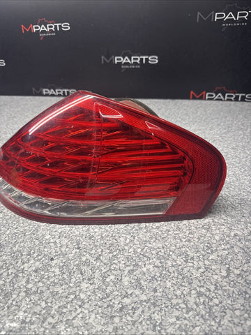 2006-2007 BMW E63 E64 M6 REAR RIGHT PASSENGER TAIL LIGHT LAMP 7170976