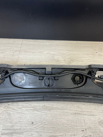 BMW 07-13 335I E92 E93 M3 FRONT WINDSHIELD WIPER COWL VENT GRILL COVER PANEL OEM
