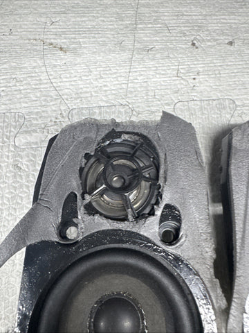 01-06 BMW E46 M3 HAES FRONT MID RANGE TWEETER SPEAKERS 65138374697 *Notes*