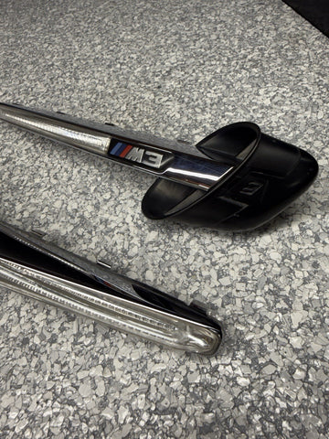 08-13 BMW E92 E93 M3 Fender Grilles Side Marker Lights Chrome OEM Factory