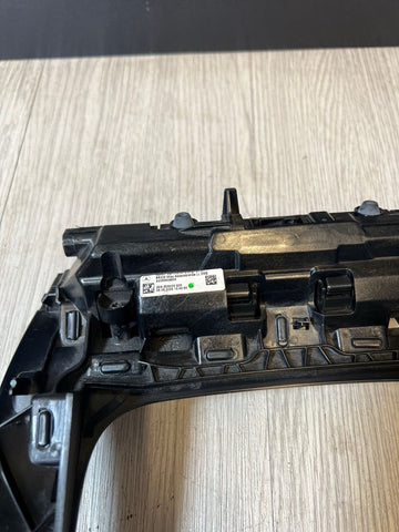 Mercedes C300 Center Console Mounted Control Switch Panel 2069004916 W206