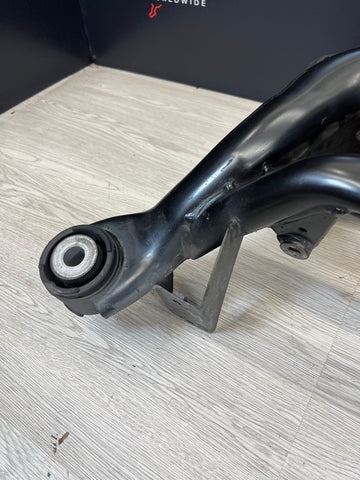 01-06 BMW E46 M3 REAR SUSPENSION SUBFRAME AXLE CARRIER CRADLE