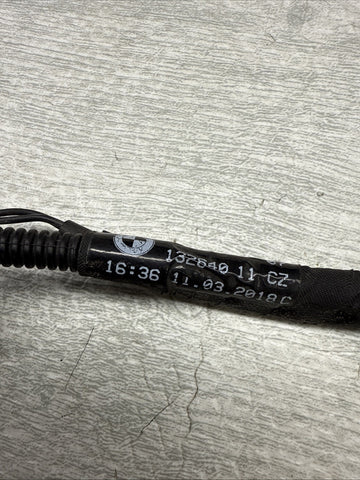 BMW 12-18 F30 F80 750Li FRONT WINDSHIELD WASHER SPRAY NOZZLE HOSE OEM 13264011