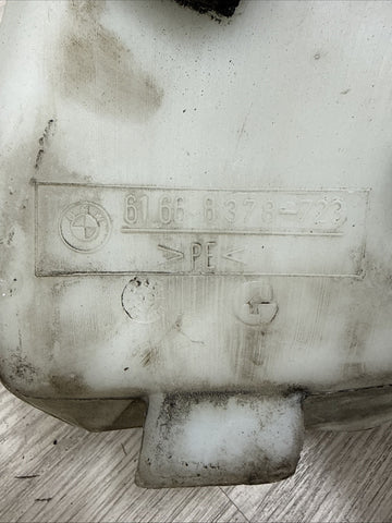 BMW E36 325 328 M3 COUPE WINDSHIELD WASHER FLUID TANK RESERVOIR 8378723