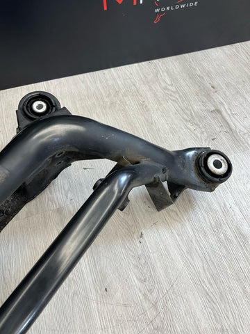 01-06 BMW E46 M3 REAR SUSPENSION SUBFRAME AXLE CARRIER CRADLE