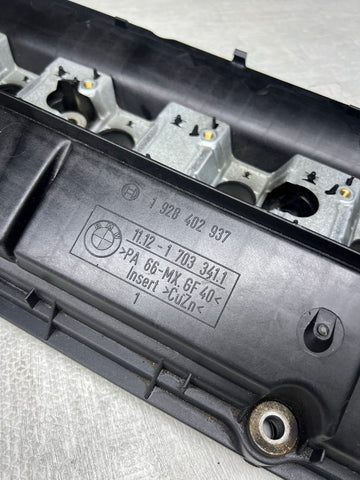 96-99 BMW E36 E39 Z3 M52 ENGINE CYLINDER HEAD VALVE COVER 1703341 OEM M3 CAP