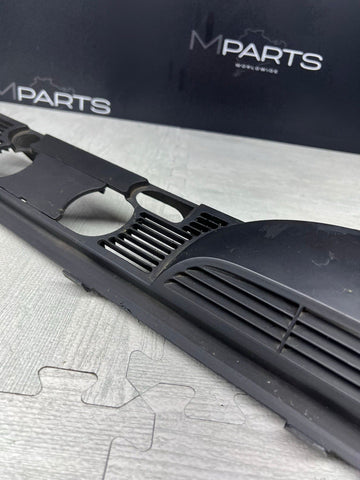 01-06 BMW E46 CONVERTIBLE REAR SEAT ROLLOVER BAR TRIM COVER 8204279 OEM BLACK