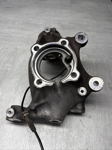 15-20 OEM BMW F80 F82 F83 M3 M4 Front Left Driver Hub Spindle Knuckle No Bearing
