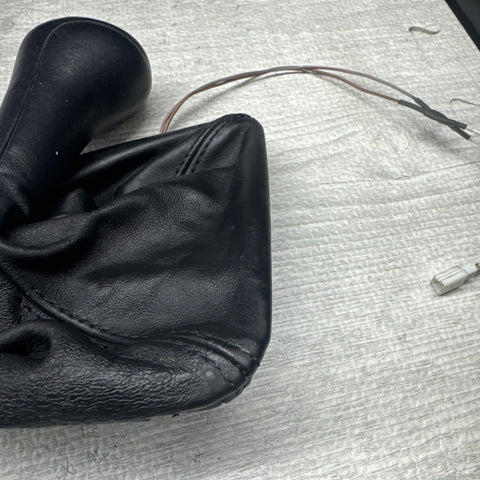 2008-2013 BMW E90 E92 E93 M3 LEATHER SHIFTER shift gear KNOB 6-SPEED ORIGINAL