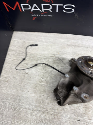 BMW X3M F97 X4M F98 20-24 Left Driver FRONT SPINDLE KNUCKLE HUB BEARING OEM