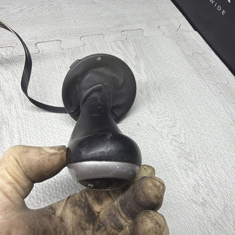 06-10 BMW E60 E63 E64 M5 M6 SMG Transmission Shift Knob & Boot 7898248