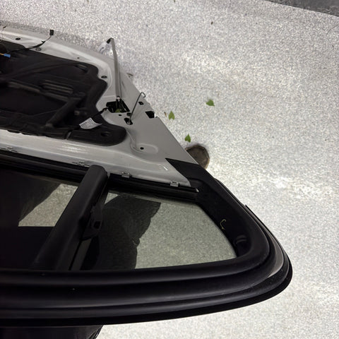 (PICKUP ONLY) 08-11 OEM BMW E90 M3 Sedan Rear Left Side Door Alpine White