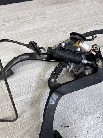 BMW 94-99 E36 318i 323i 325i 328i M3 Clutch and Brake Pedal Assembly