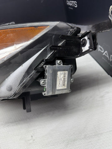 06-07 OEM BMW E63 E64 650 M6 Adaptive AKL Xenon Headlight Left Driver Side