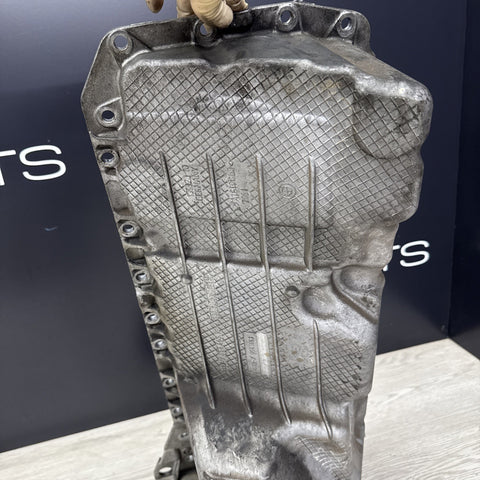 BMW F80 F82 F83 M3 M4 15-20 Engine Oil Pan S55 7854463 *Notes*