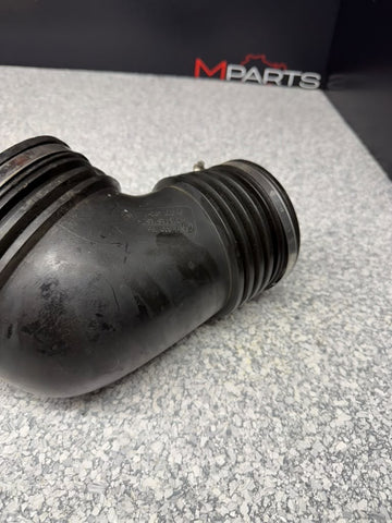 01-06 BMW M3 E46 Engine Air Intake Duct Tube Pipe Hose Left Side OEM 7830356