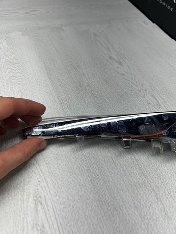 08-13 BMW E92 E93 M3 Front Fender Grille Right Passenger Side Marker Light