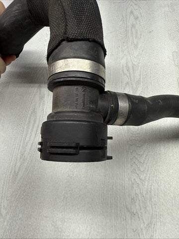 BMW 15-20 F80 F82 F83 M3 M4 COOLING RADIATOR UPPER HOSE PIPE 7508036