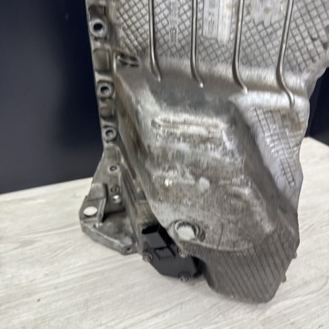 BMW F80 F82 F83 M3 M4 15-20 Engine Oil Pan S55 7854463 *Notes*