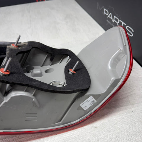 2010-2013 BMW 3 Series E92 Coupe Left Outer Tail Light ULO OEM 1080003