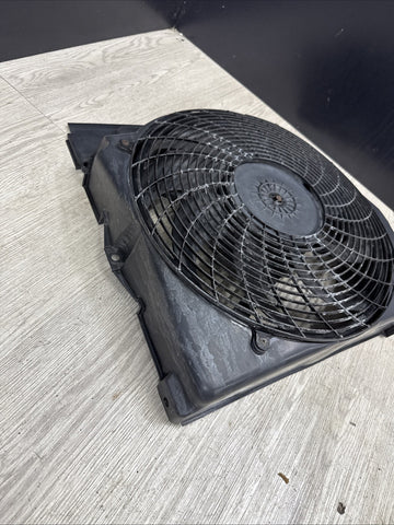 96-99 BMW Z3M M52 ENGINE COOLING PUSHER FAN MOTOR W SHROUD 8397474 OEM