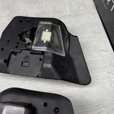 2001–2006 BMW E46 Tail Light Bulb Holder Left & Right Pair OEM 257041L / 257042R