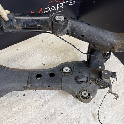 BMW E90 E92 E93 M3 08-13 REAR AXLE CARRIER SUB FRAME CROSSMEMBER CRADLE *NOTES*