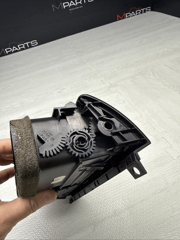 OEM 01-06 Bmw E46 325 330 M3 Center Dash Ac Air Vent Grill Trim *Broken Tab