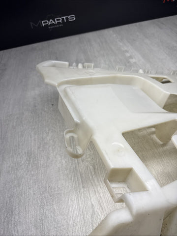 15-20 BMW F80 M3 REAR BUMPER RIGHT BRACKET GUARD GUIDE 51128055984 ORIGINAL