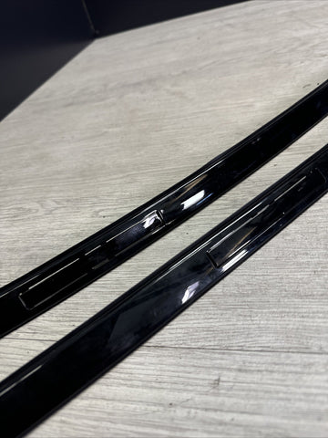 21-24 BMW G82 M4 COUPE OUTER GLOSS BLACK ROOF RAILS GUTTER TRIMS 8073063 8073064