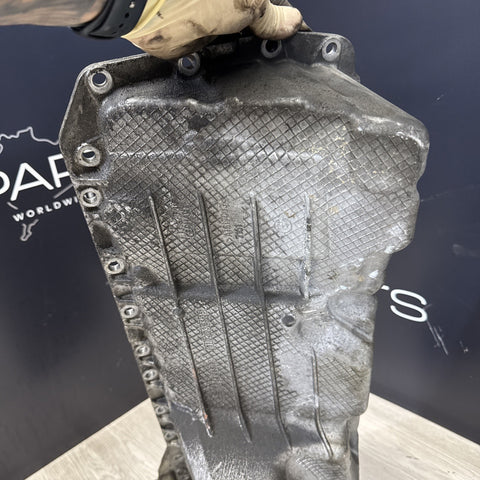 BMW F80 F82 F83 M3 M4 15-20 Engine Oil Pan S55 7854463 *Notes*