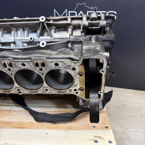 08-13 OEM BMW E90 E92 E93 M3 S65 Engine Motor Cylinder Block Bare