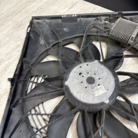 06-10 OEM BMW E60 E63 E64 M6 S85 V10 Main Radiator Electric Cooling Fan
