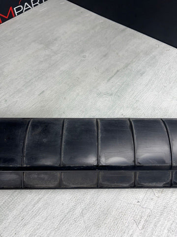 BMW E90 E90 E92 E92 E93 E93 FRONT OIL COOLER AIR DUCT 8040950 51718040950 OEM