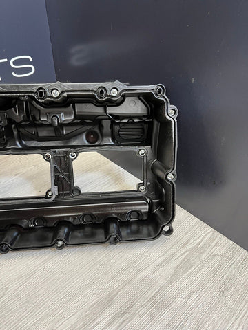 15-20 OEM BMW F80 F82 F83 F87 M2 M3 M4 S55 Engine Cylinder Head Valve Cover