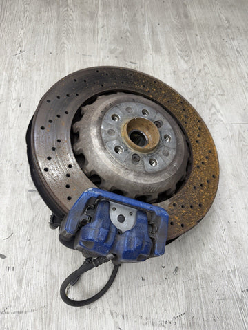 BMW 13-16 F10 M5 REAR RIGHT KNUCKLE HUB SPINDLE + ROTOR + CALIPER 34212284434