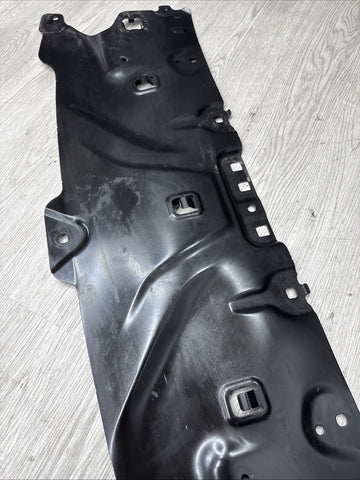 BMW 18-25 F90 F91 F92 F93 M5 M8 Front cross Brace Cover Shield OEM 51648081734