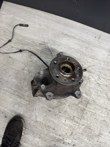 BMW X3M F97 X4M F98 20-24 Left Driver FRONT SPINDLE KNUCKLE HUB BEARING OEM