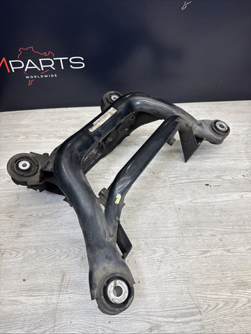 01-06 BMW E46 M3 REAR SUSPENSION SUBFRAME AXLE CARRIER CRADLE