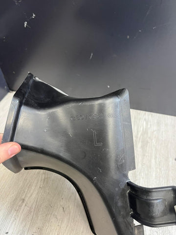 21-25 BMW M4 COMPETITION FRONT LEFT BUMPER AIR DUCT INTAKE 8072093 G80/G82/G83