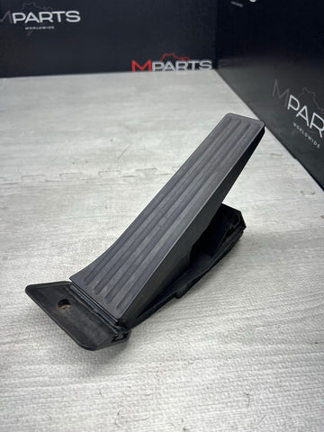 06-13 BMW E60 E90 E92 M3 GAS ACCELERATOR FOOT PEDAL LEVER MODULE SENSOR 6788633