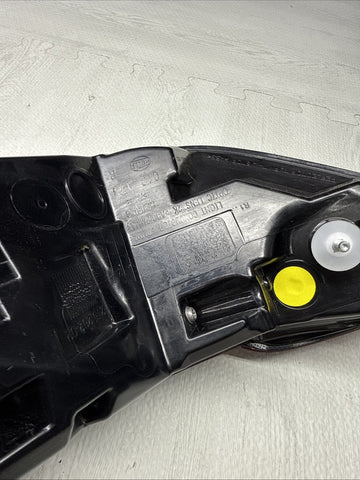 BMW 19-26 G20 G80 M3 RIGHT PASSENGER OUTER TAIL LIGHT LED OEM 5A3BCA2