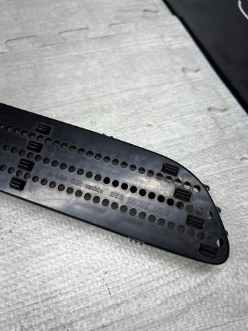 01-06 BMW E46 M3 Right Passenger Fender Vent Grille Grill Matte Black