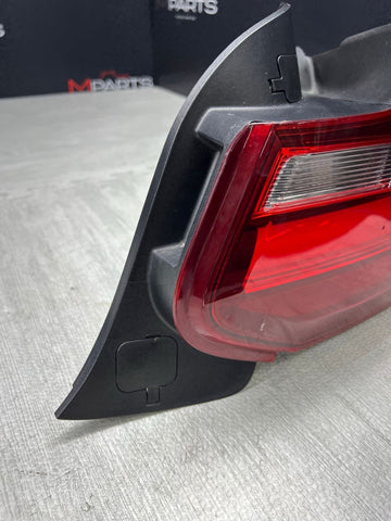2015-2016 BMW 228i 230i M2 M235i M240i Tail Light Lamp Right Passenger OEM