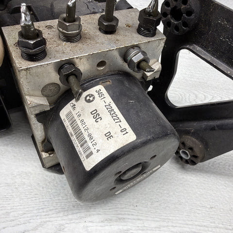 06-10 BMW E60 M5 E63 E64 M6 S85 ABS DSC ANTI LOCK BRAKE PUMP MODULE