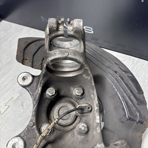 08-13 BMW E90 E92 E93 M3 OEM Front Left Steering Knuckle Spindle