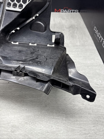 BMW 16-18 M2 F87 FRONT BUMPER RIGHT INSERT 51118067022 8067022 2016 OEM *DAMAGE