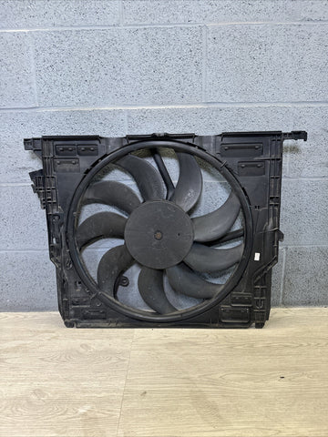 2013-2016 BMW F06 F10 F12 M5 M6 FRONT MOTOR ENGINE RADIATOR COOLING FAN SHROUD