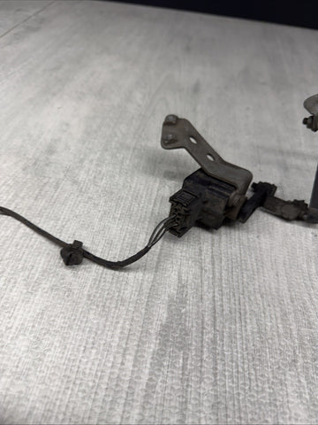 01-06 BMW E46 3-SERIES M3 REAR RIGHT SUSPENSION HEIGHT LEVEL SENSOR 1093698 OEM