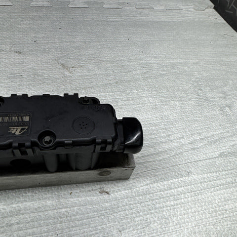 BMW S54 E46 M3 VANOS Control Solenoid Valve Block MCU 2001-2006